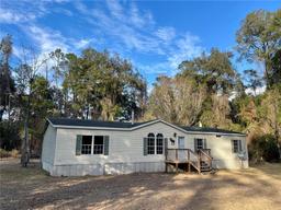 Picture of 765 SE Maid Marion Lane, High Springs, FL 32643
