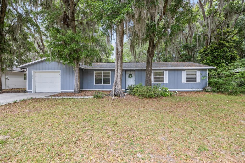 Picture of 2416 NW 54Th Terrace, Gainesville, FL 32606