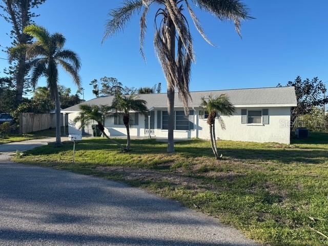 Picture of 704 Chippy Lane, Nokomis, FL 34275