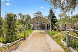 Picture of 4552 Cr 300, Lake Panasoffkee, FL 33538