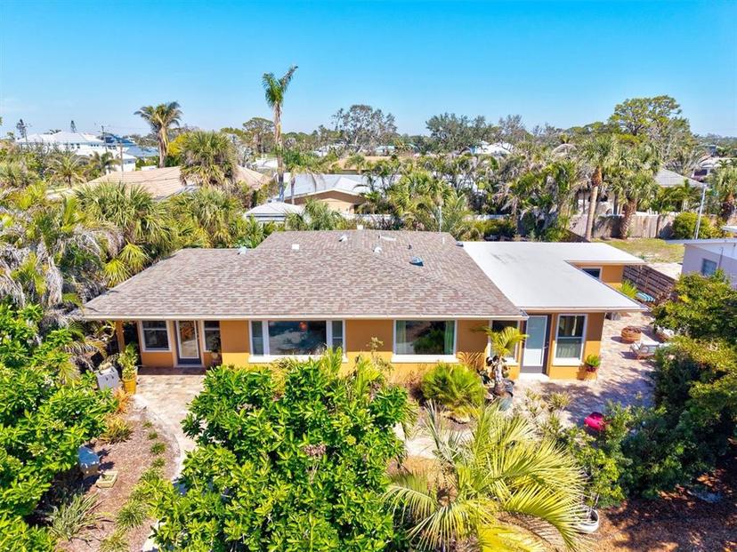 Picture of 516 Dante Street, Venice FL 34285