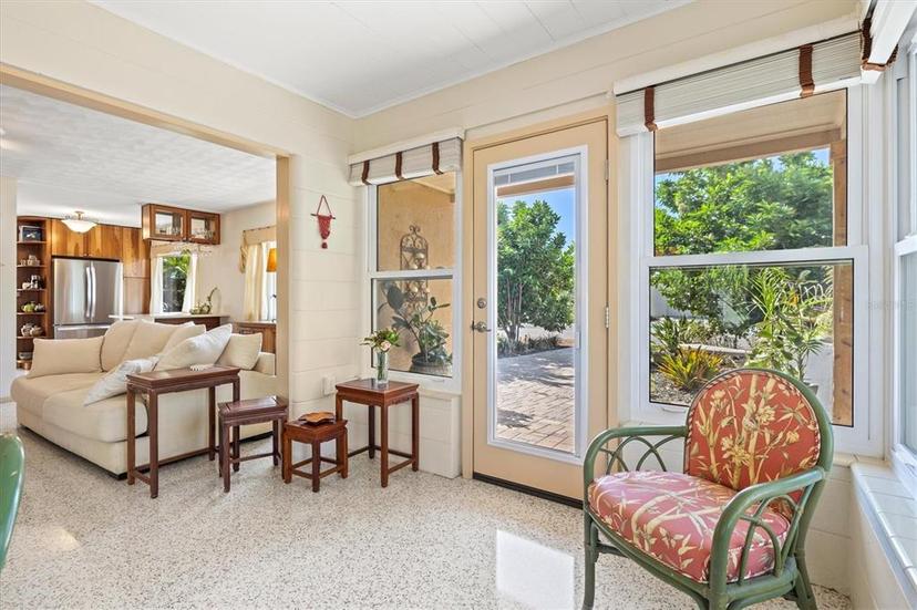Picture of 516 Dante Street, Venice FL 34285