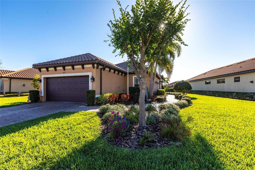 Picture of 4617 Alexandria Court, Palmetto, FL 34221