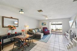 Picture of 16143 Rambling Vine Drive E, Tampa, FL 33624