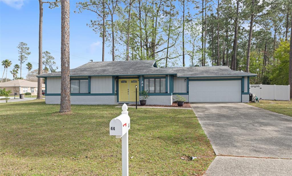 Picture of 44 Burning View Lane, Palm Coast, FL 32137