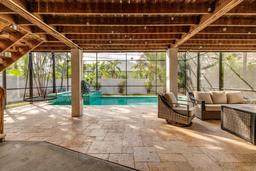 Picture of 126 82Nd Avenue N, St Petersburg, FL 33702