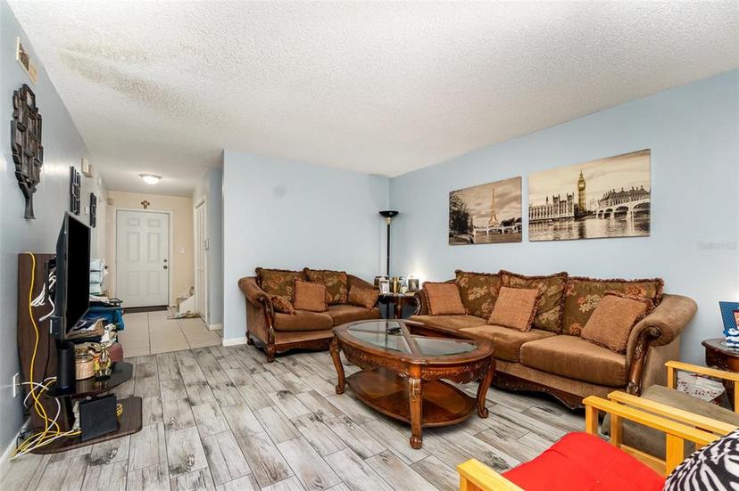 Picture of 4828 Pebble Beach Drive Unit A, Orlando FL 32811