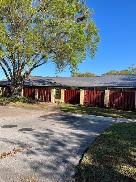 Picture of 683 Broadmoor Circle Unit 683, Winter Haven, FL 33884