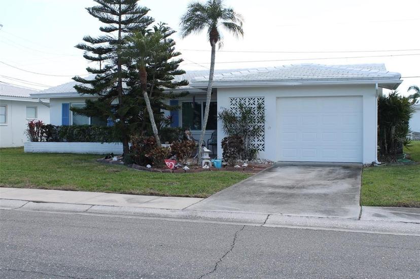 Picture of 3710 98Th Avenue N, Pinellas Park FL 33782