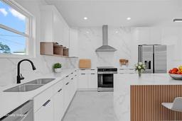 Picture of 736 Daysland Avenue Sw, Palm Bay, FL 32908