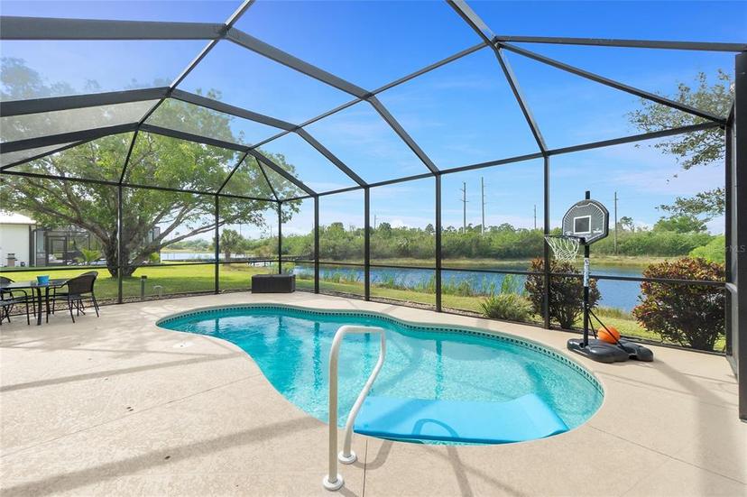 Picture of 12759 SW Pembroke Circle S, Lake Suzy FL 34269