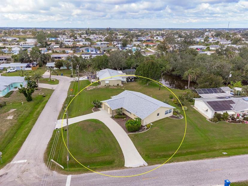 Picture of 2545 Geneva Road, Venice FL 34293