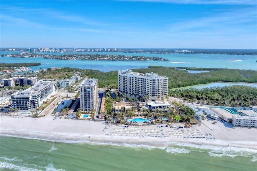 Picture of 1300 Benjamin Franklin Drive Unit 304, Sarasota FL 34236