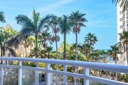 Picture of 1300 Benjamin Franklin Drive Unit 304, Sarasota, FL 34236