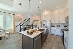 Picture of 2401 Ezzell Court, Sarasota, FL 34237
