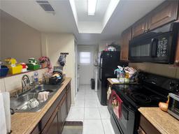 Picture of 5034 Terrace Village Lane, Tampa, FL 33617