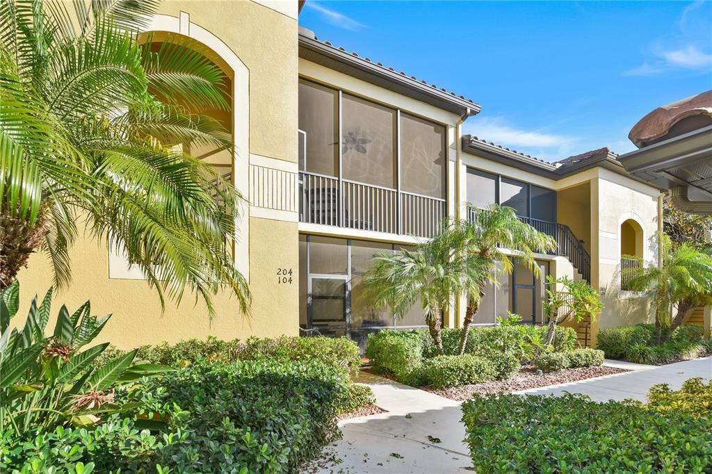 Picture of 7305 River Hammock Drive Unit 204, Bradenton, FL 34212