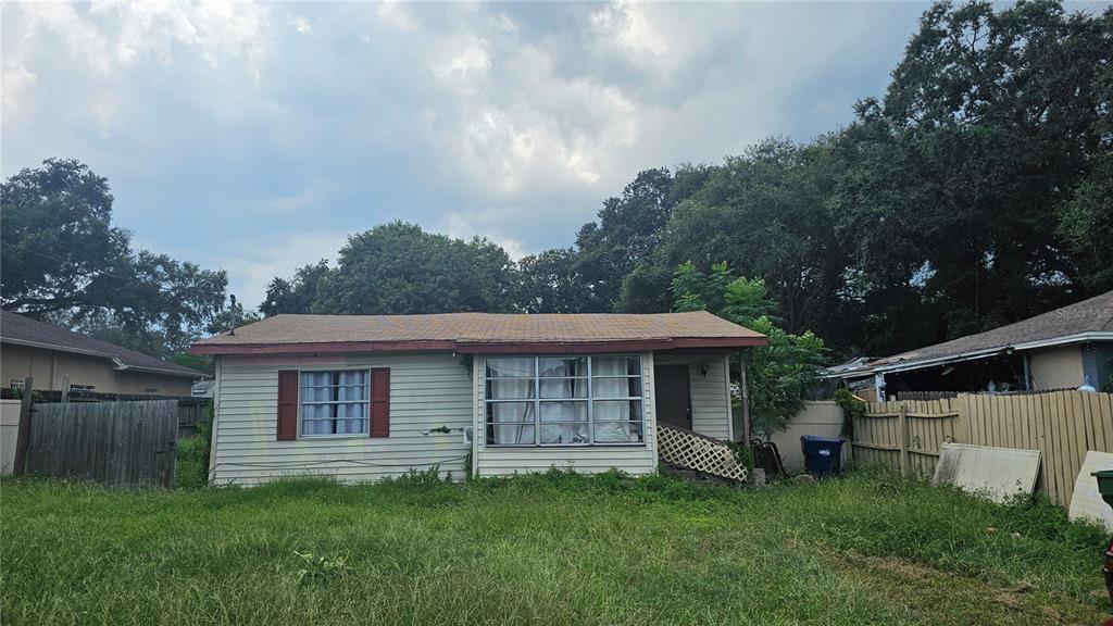 Picture of 8708 N Temple Avenue, Tampa, FL 33617