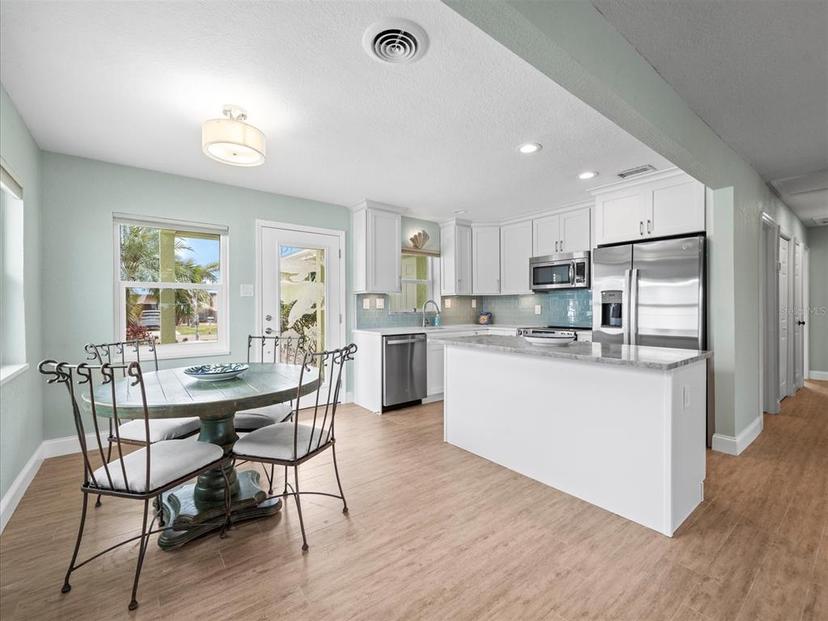Picture of 16125 4Th Street E, Redington Beach FL 33708