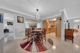 Picture of 2000 59Th Way N, St Petersburg, FL 33710