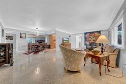 Picture of 2000 59Th Way N, St Petersburg, FL 33710