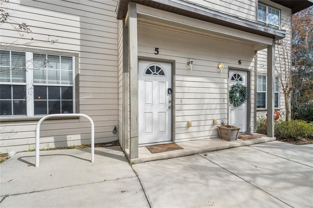 Picture of 235 SE 16Th Avenue Unit 5, Gainesville, FL 32601