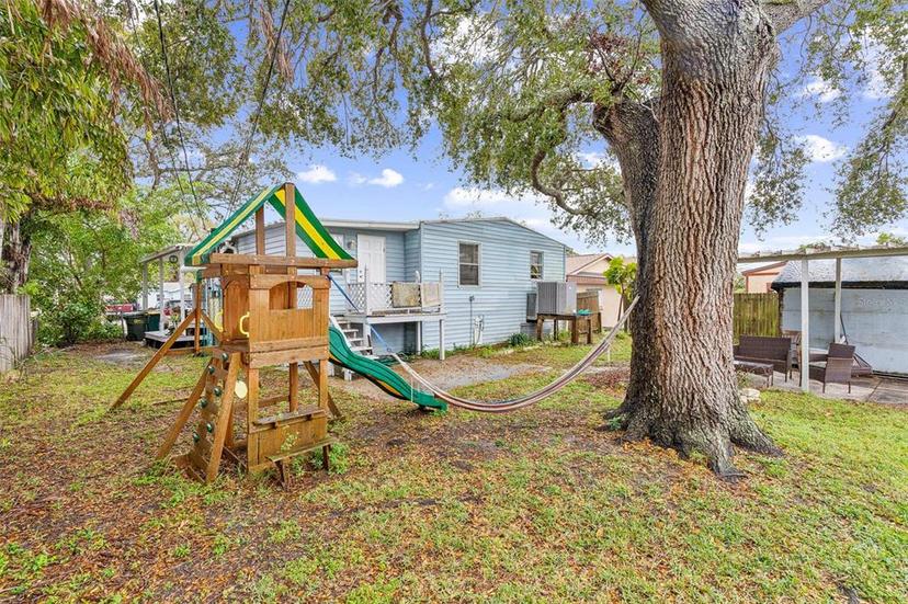 Picture of 7961 50Th Avenue N, St Petersburg FL 33709