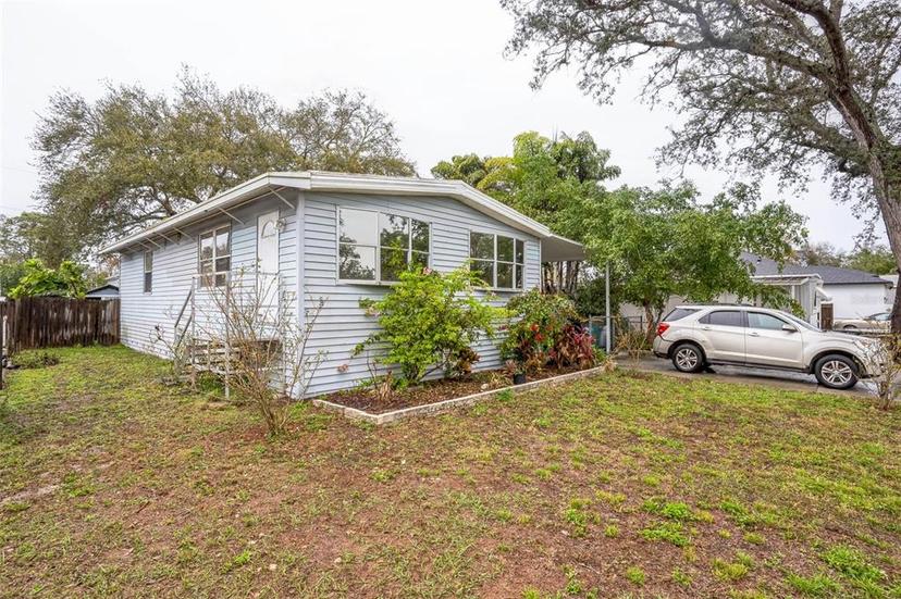Picture of 7961 50Th Avenue N, St Petersburg FL 33709