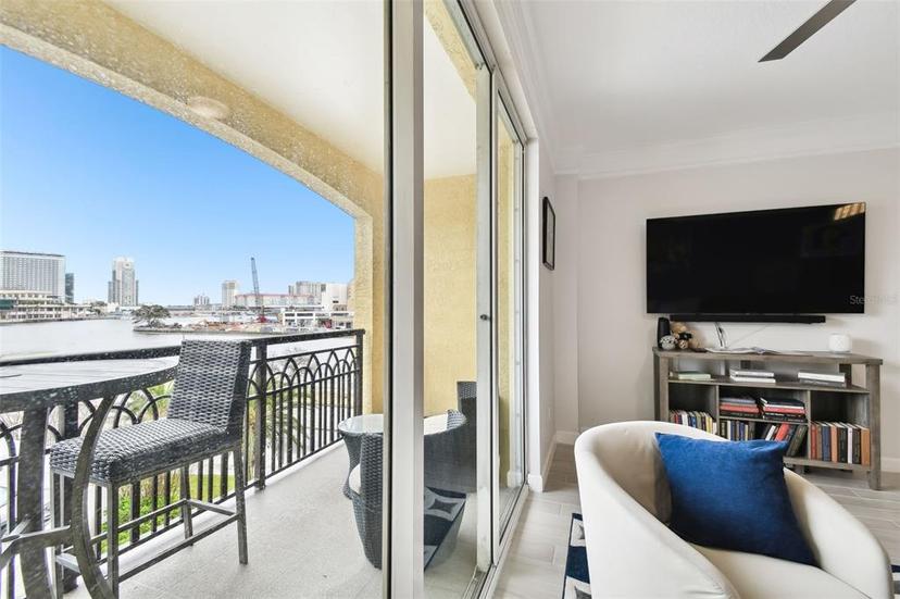 Picture of 345 Bayshore Boulevard Unit 412, Tampa FL 33606