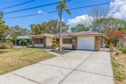 Picture of 834 Riverside Drive, Tarpon Springs, FL 34689