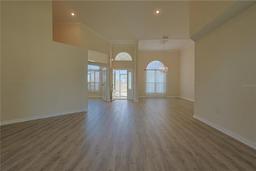 Picture of 39100 Tacoma Drive, Lady Lake, FL 32159