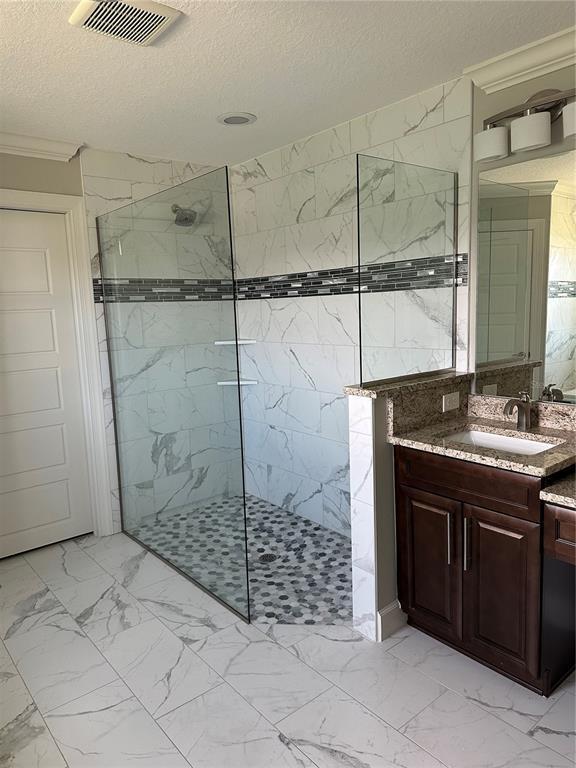 Picture of 1056 Tampa Road, Venice FL 34293