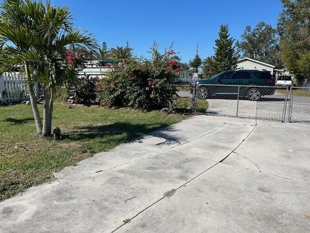 Picture of 104 Pearl Avenue N, Nokomis FL 34275