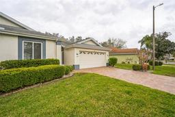 Picture of 2224 Mayfield Palms Lane Unit 321, Sun City Center, FL 33573
