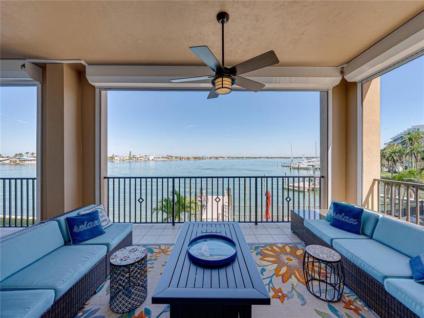 Picture of 240 108Th Avenue Unit 102, Treasure Island FL 33706