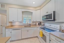 Picture of 5869 Tidewood Avenue Unit 7, Sarasota, FL 34231