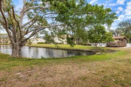 Picture of 748 White Pine Tree Road Unit 204, Venice, FL 34285