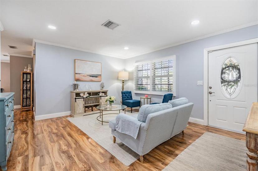 Picture of 6041 16Th Lane Ne, St Petersburg FL 33703