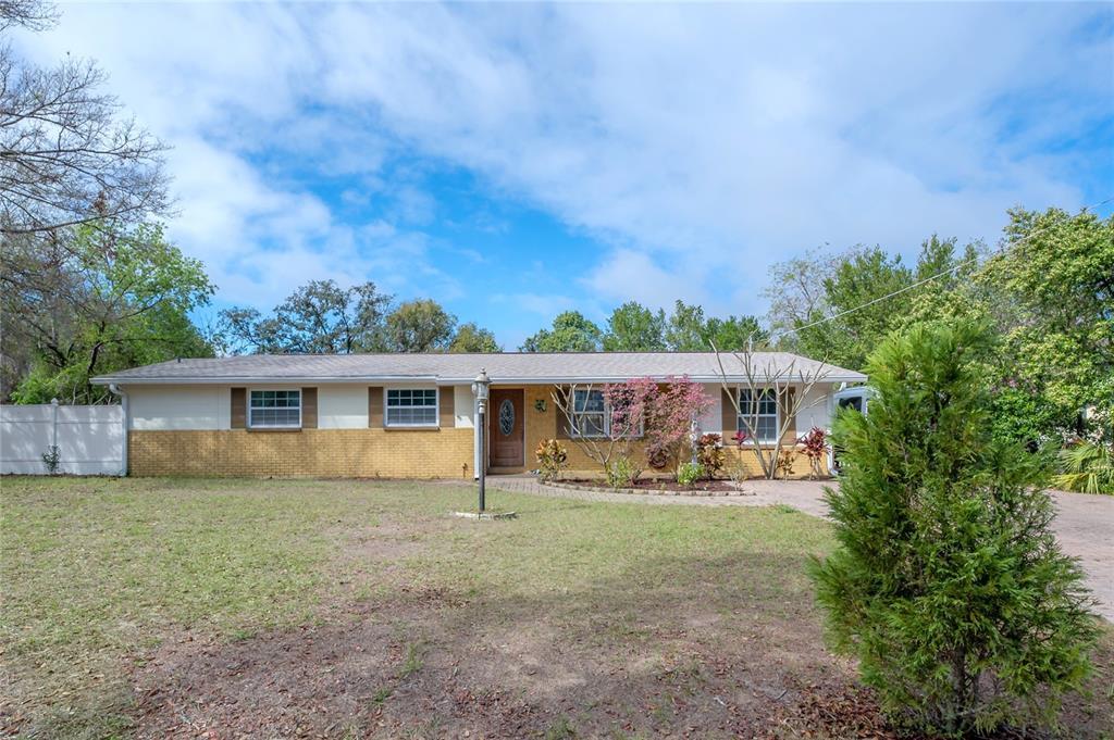 Picture of 9618 N 55Th Street, Temple Terrace, FL 33617
