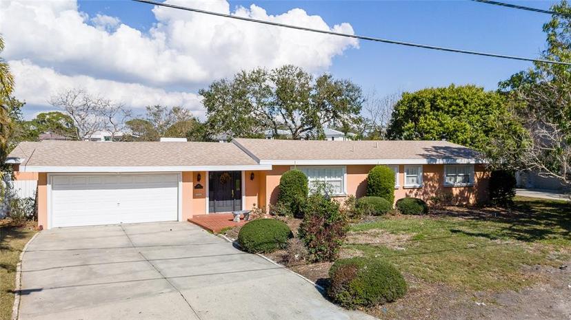 Picture of 4907 W Spring Lake Drive, Tampa FL 33629