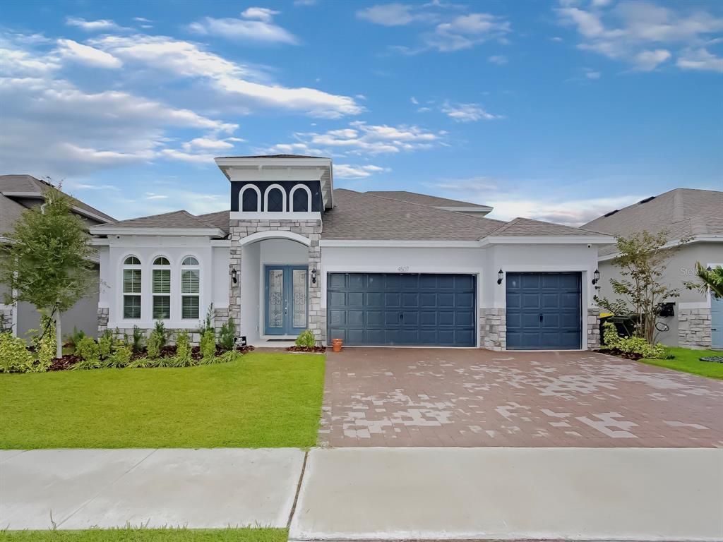 Picture of 4507 Lions Gate Avenue, Clermont, FL 34711