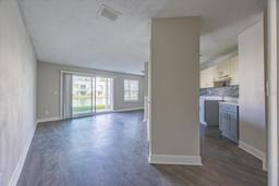 Picture of 2540 Woodgate Boulevard Unit 106, Orlando, FL 32822