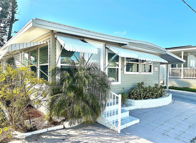 Picture of 11138 102Nd Way Unit 224, Largo FL 33773