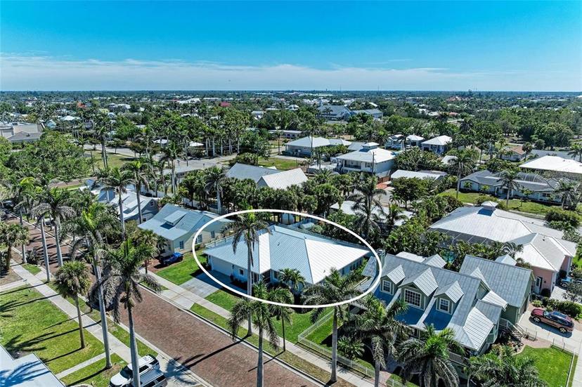 Picture of 621 Trabue Avenue, Punta Gorda FL 33950
