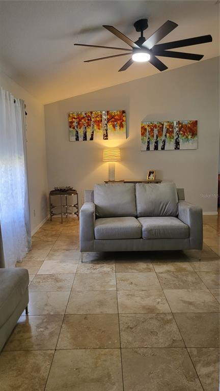 Picture of 272 Loma Bonita Drive, Davenport FL 33837