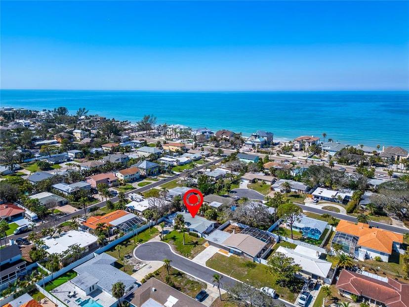 Picture of 920 Spruce Drive, Belleair Beach FL 33786