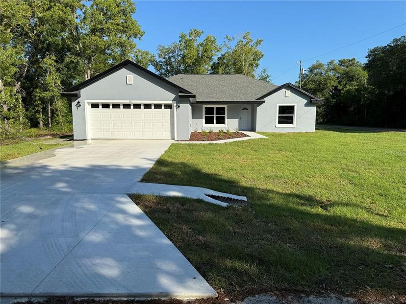 Picture of 14 Bay Terrace Pass, Ocklawaha FL 32179
