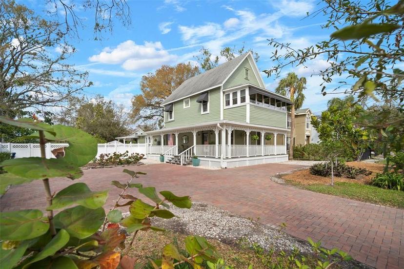 Picture of 6835 S Shamrock Street, Tampa FL 33616