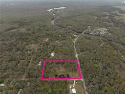 Picture of 2930 Cr 416N, Lake Panasoffkee, FL 33538