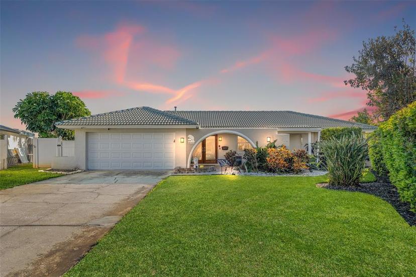 Picture of 1308 50Th Avenue Ne, St Petersburg FL 33703